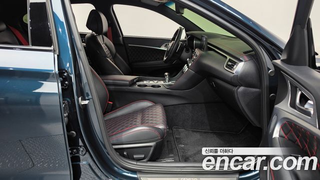 Genesis G70 2021 — photo 16
