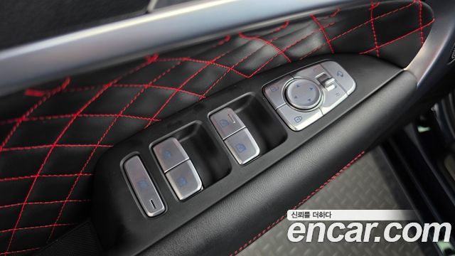 Genesis G70 2021 — photo 29