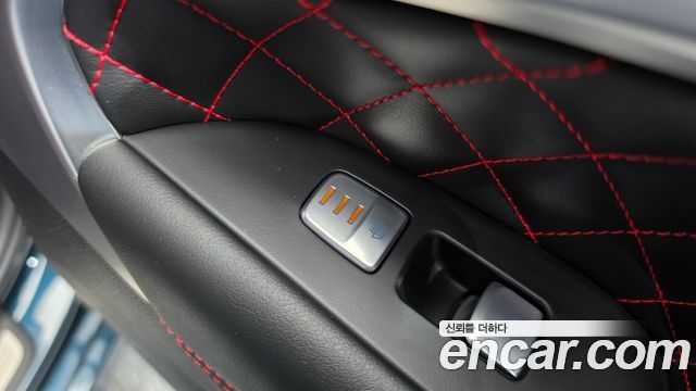 Genesis G70 2021 — photo 38