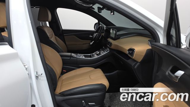 Hyundai Santafe 2022 — photo 16