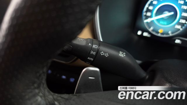Hyundai Santafe 2022 — photo 29