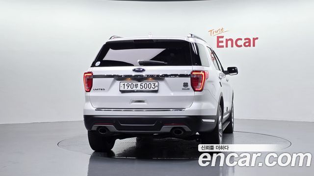Ford Explorer 2018 — photo 4
