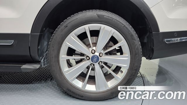 Ford Explorer 2018 — photo 7
