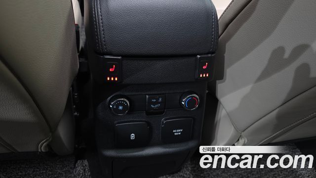 Ford Explorer 2018 — photo 30