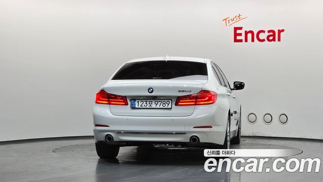 BMW 5-Series 2020 — photo 4