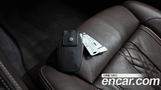 BMW 5-Series 2020 — photo 12