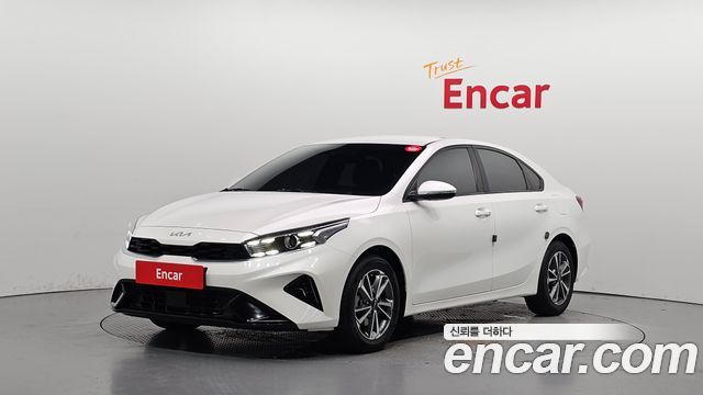 Kia K3 2023 — photo 1