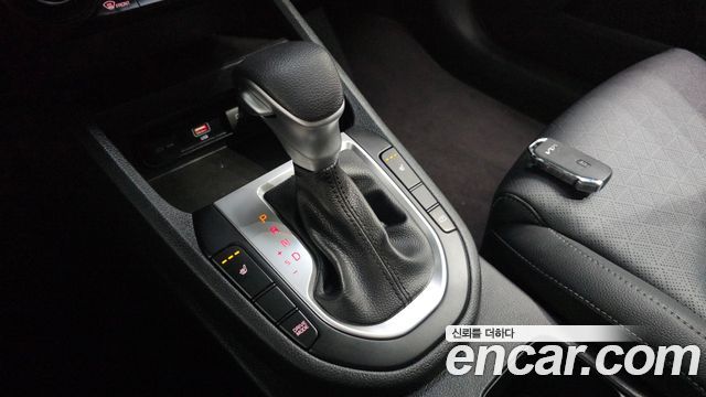 Kia K3 2023 — photo 12