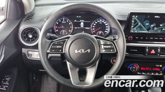 Kia K3 2023 — photo 19