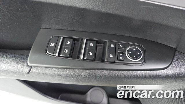 Kia K3 2023 — photo 28