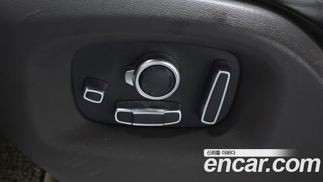Land Rover Range Rover 2017 — photo 25