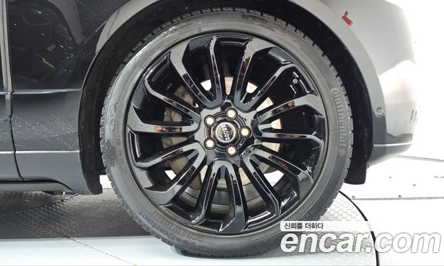 Land Rover Range Rover 2017 — photo 7
