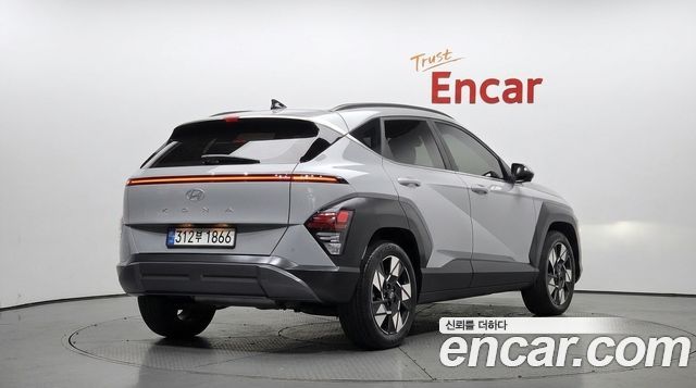 Hyundai Kona 2025 — photo 2