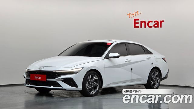 Hyundai AVANTE 2025 — photo 1