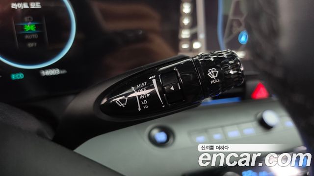 Hyundai AVANTE 2025 — photo 27