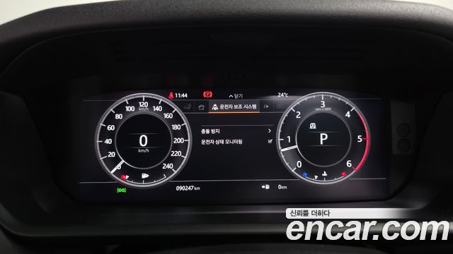 Land Rover Discovery 2018 — photo 11