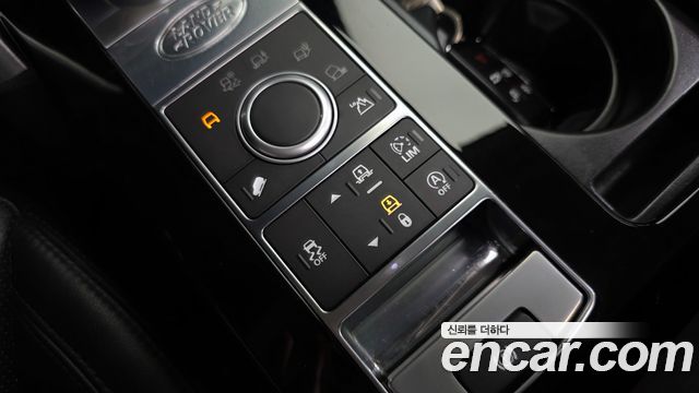 Land Rover Discovery 2018 — photo 23