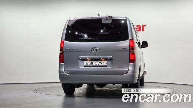 Hyundai Starex 2018 — photo 4