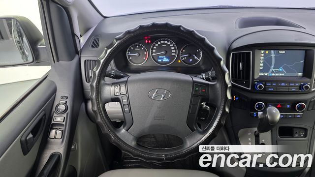 Hyundai Starex 2018 — photo 20