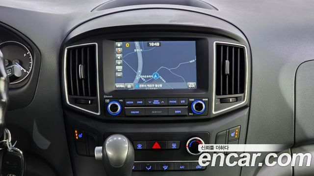 Hyundai Starex 2018 — photo 24