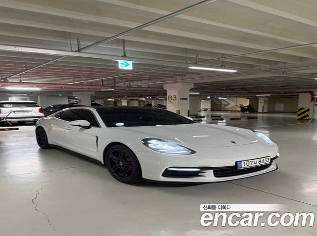Porsche Panamera 2018 — photo 7