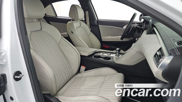 Genesis G70 2023 — photo 17