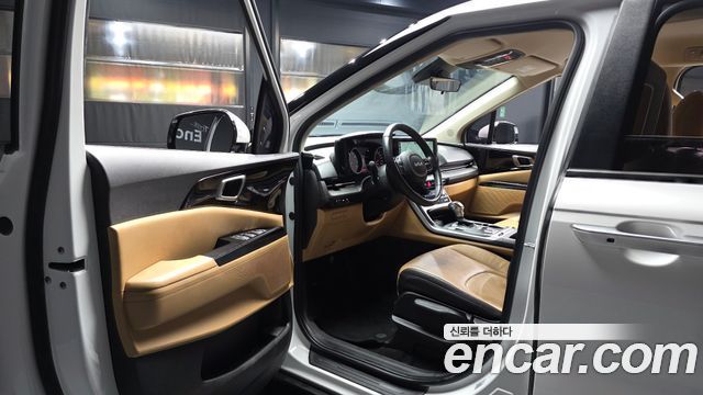 Kia Canival 2023 — photo 13