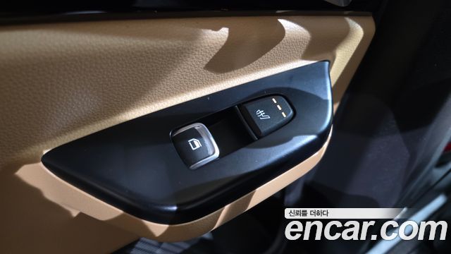 Kia Canival 2023 — photo 25
