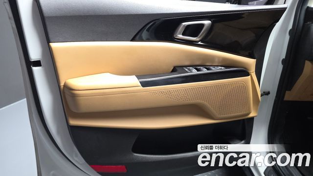 Kia Canival 2023 — photo 14