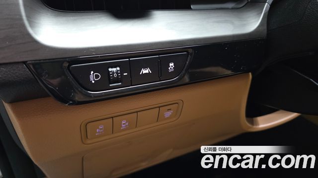 Kia Canival 2023 — photo 29