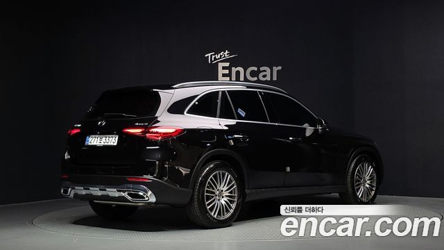 Mercedes-Benz GLC-Class 2026 — photo 2