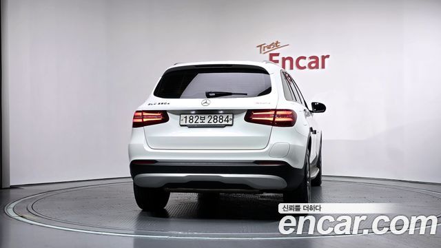 Mercedes-Benz GLC-Class 2019 — photo 4