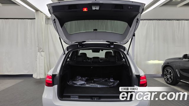 Mercedes-Benz GLC-Class 2019 — photo 26