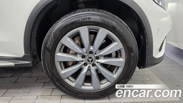 Mercedes-Benz GLC-Class 2019 — photo 7
