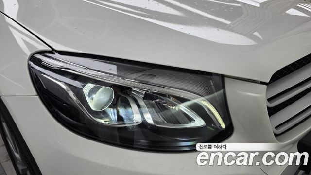 Mercedes-Benz GLC-Class 2019 — photo 8