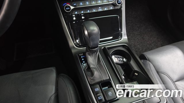 Hyundai Grandeur 2018 — photo 12