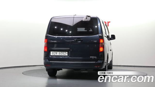 Hyundai Starex 2019 — photo 4