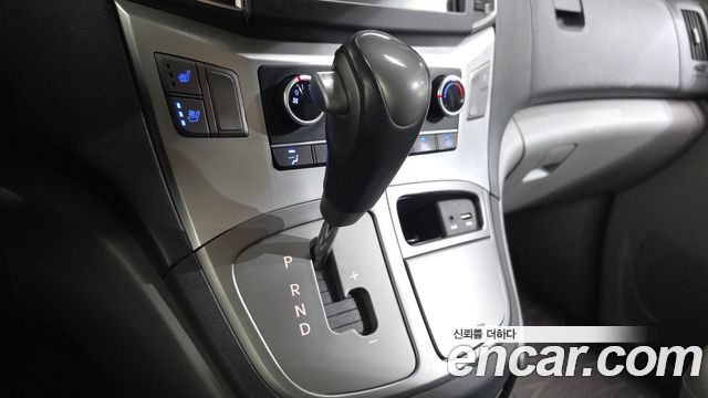 Hyundai Starex 2019 — photo 9