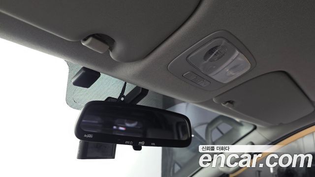 Hyundai Starex 2019 — photo 15
