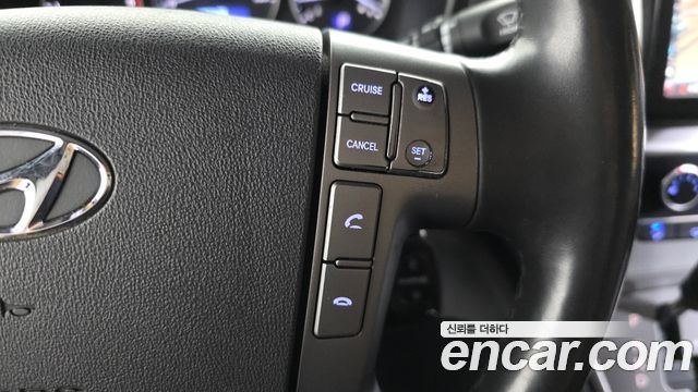 Hyundai Starex 2019 — photo 16