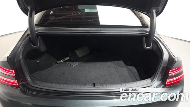 Genesis G80 2021 — photo 22