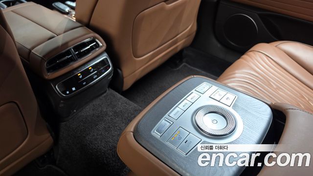 Genesis G80 2021 — photo 23