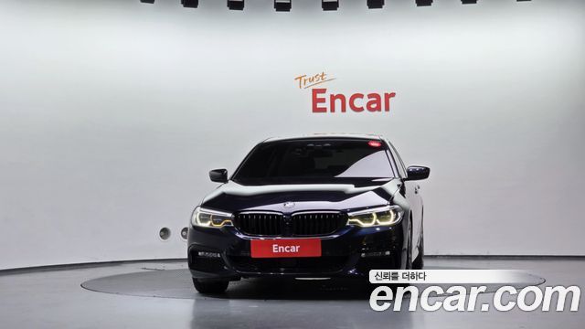BMW 5-Series 2018 — photo 3