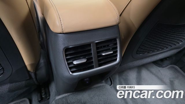 Hyundai Sonata 2022 — photo 32