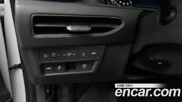Hyundai Sonata 2022 — photo 33