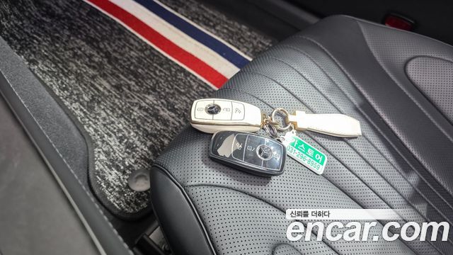 Mercedes-Benz CLS-Class 2023 — photo 22
