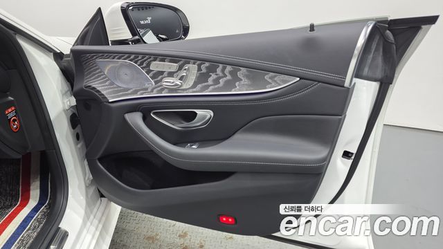 Mercedes-Benz CLS-Class 2023 — photo 14