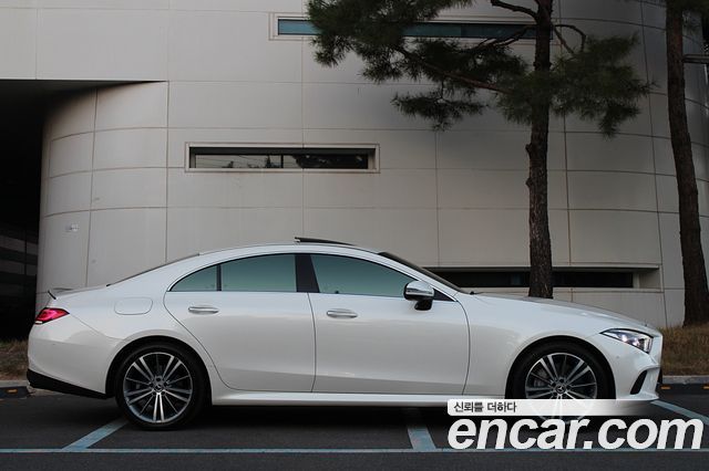 Mercedes-Benz CLS-Class 2019 — photo 3