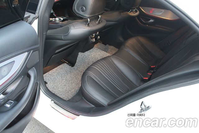 Mercedes-Benz CLS-Class 2019 — photo 14
