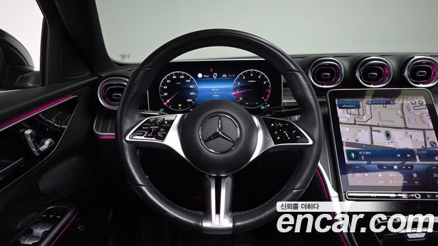 Mercedes-Benz C-Class 2023 — photo 19